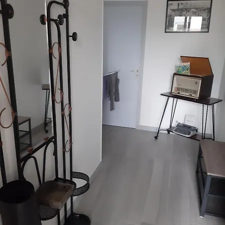 La Maison D'à Côté * Neuville-du-Poitou