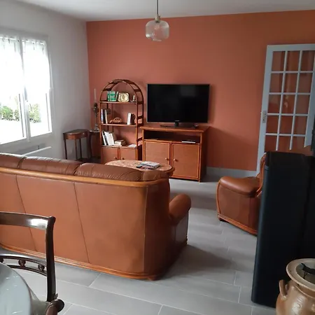 La Maison D'à Côté * Neuville-du-Poitou