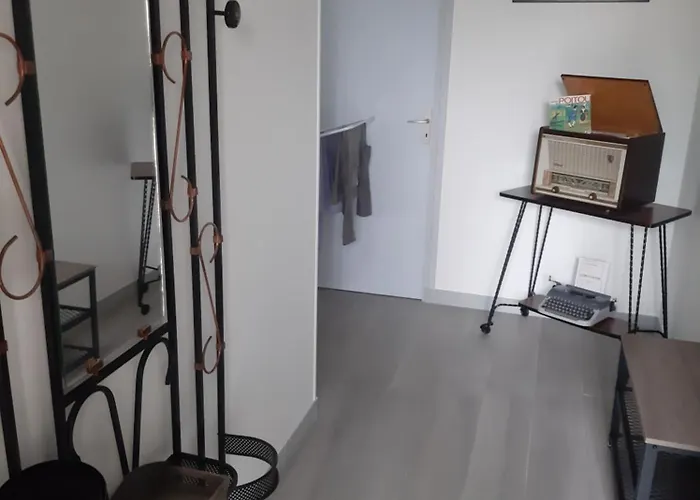 La Maison D'à Côté * Neuville-du-Poitou