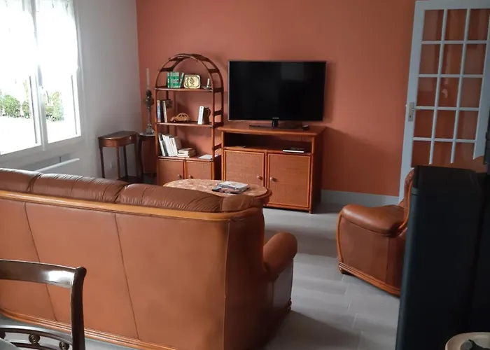 La Maison D'à Côté * Neuville-du-Poitou